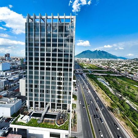 Hotel Galeria Plaza Monterrey Extérieur photo Torre Futura