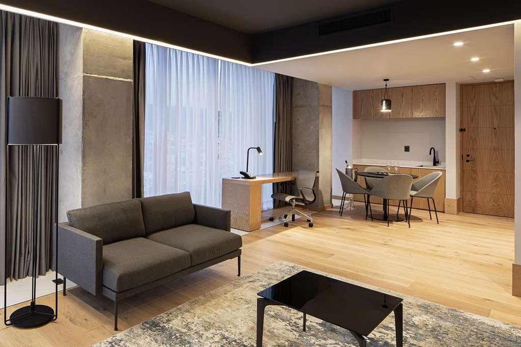 Hotel Galeria Plaza Monterrey Extérieur photo Interior of a typical apartment