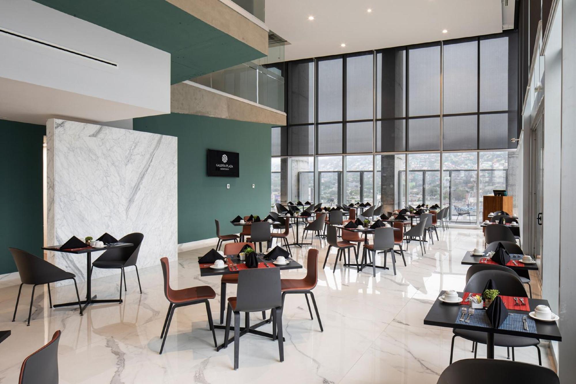 Hotel Galeria Plaza Monterrey Extérieur photo The restaurant